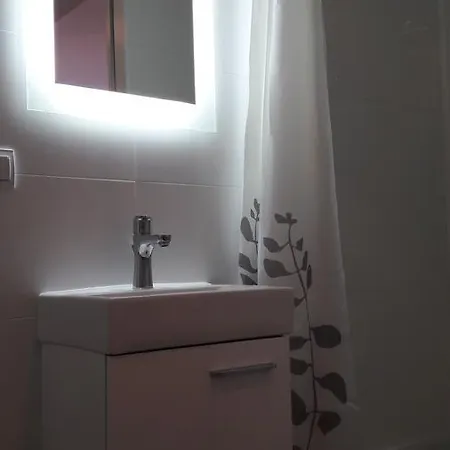Dobryapartament - Lesny Zakatek * 乌斯特龙